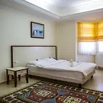 Marma Hotel *